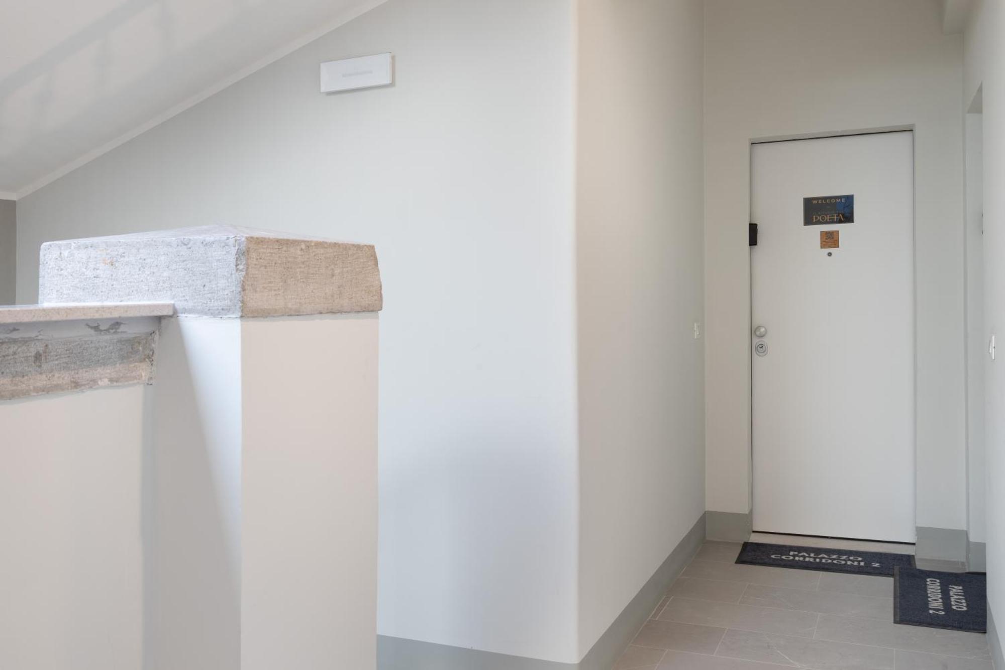 Blake, Attico Centrale Con Parcheggio A ترييستي المظهر الخارجي الصورة